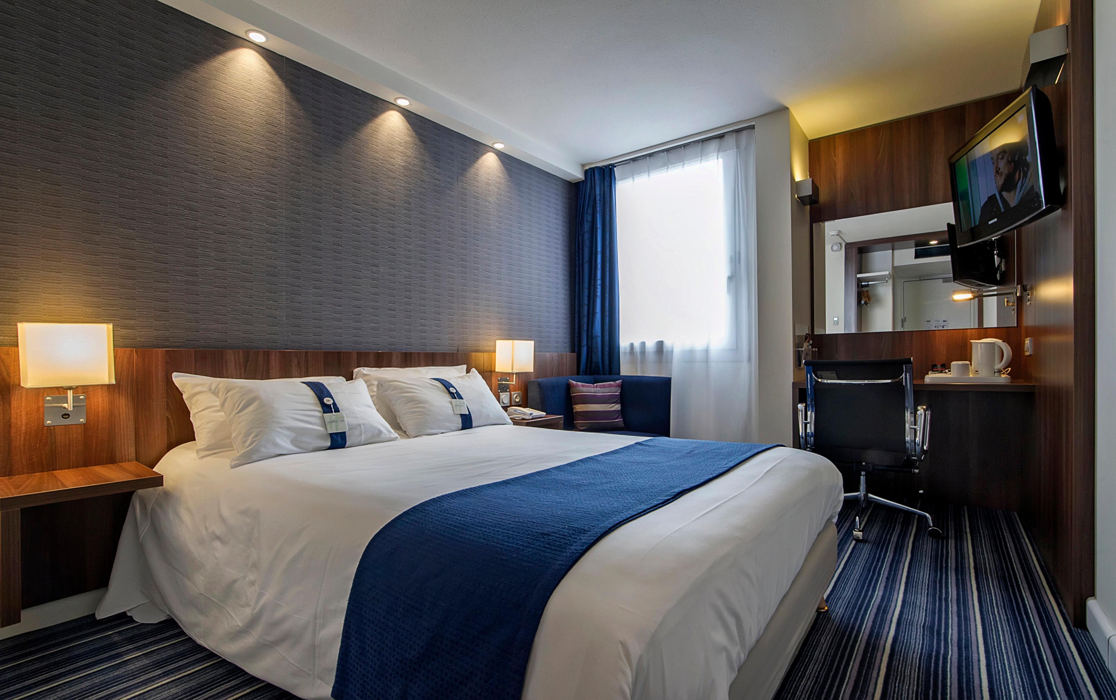 Holiday Inn Express Lille Centre By Ihg Экстерьер фото