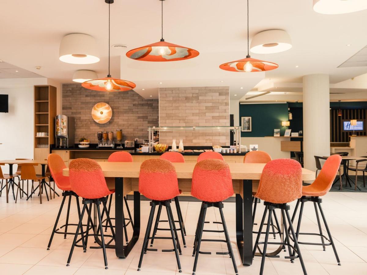 Holiday Inn Express Lille Centre By Ihg Экстерьер фото