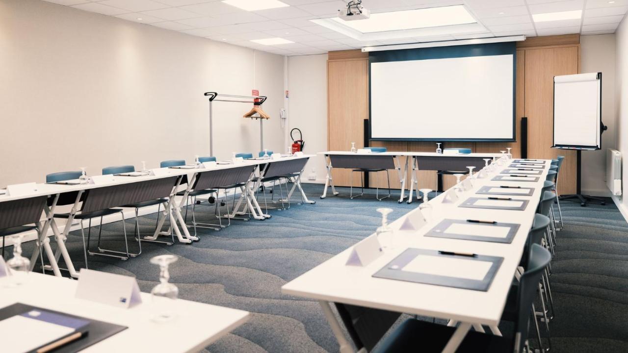 Holiday Inn Express Lille Centre By Ihg Экстерьер фото