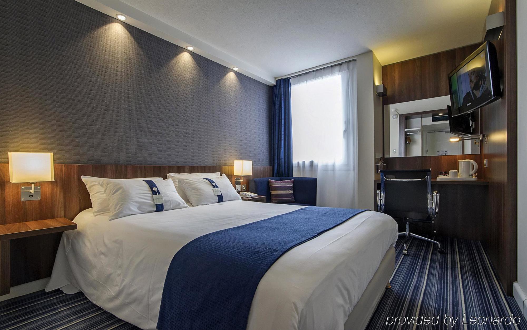 Holiday Inn Express Lille Centre By Ihg Экстерьер фото